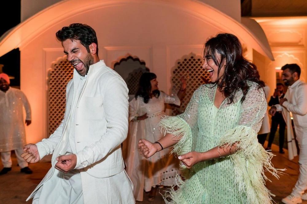 The Weekend Leader - Rajkummar, Patralekhaa 'dance like there is no tomorrow' in new wedding pics